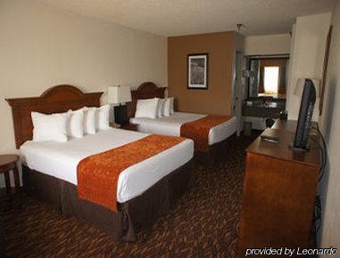 Super 8 By Wyndham Clovis